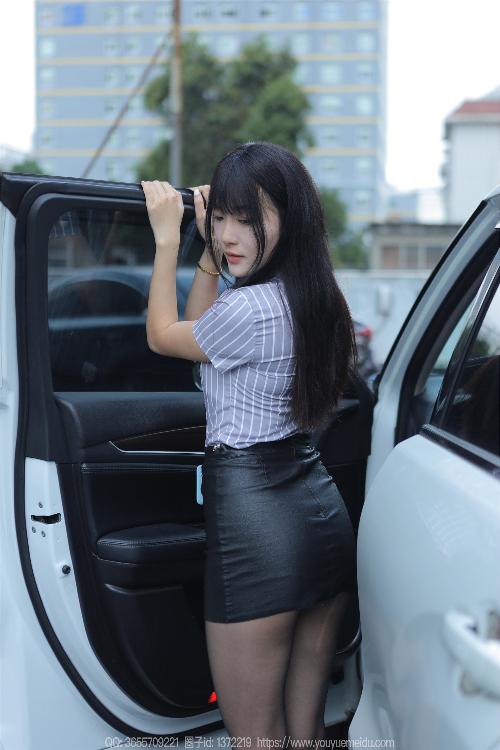 IESS异思趣向  2024.01.29 丝享家 1650 婉萍《超短皮裙》